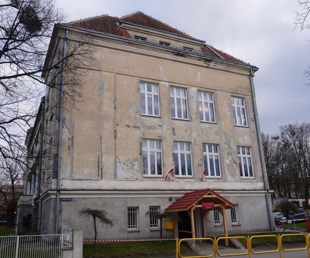 Ten budynek w Olsztynie ma ponad 100 lat. Wkrótce może zostać wyremontowany [ZDJĘCIA]
