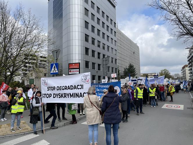 Protest pielęgniarek w Krakowie 12.04.