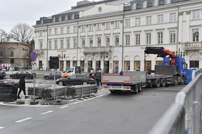 Finał WOŚP 2023. Budowa sceny w Warszawie