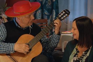 M jak miłość odc. 1712. Wojtek Marszałek (Emilian Kamiński), Krysia Filarska (Hanna Mikuć), Misiek (Aleksander Bożyk)