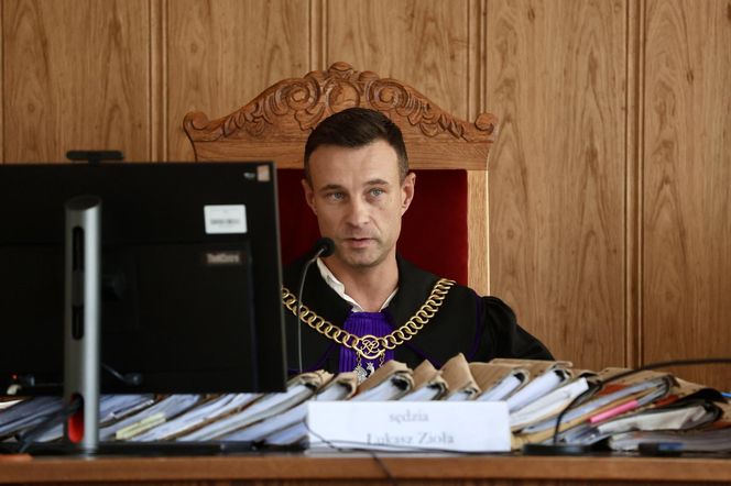 Publiczna rozprawa Kucharski - Lewandowski