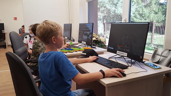 „Najfajniejsze jest to, że można grać razem”! Centrum Minecraft w Rzeszowie już otwarte!