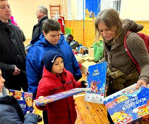 „Kiedy zapytaliśmy dzieci, co napisały w liście do Mikołaja, odpowiedziały, że marzą o toalecie”