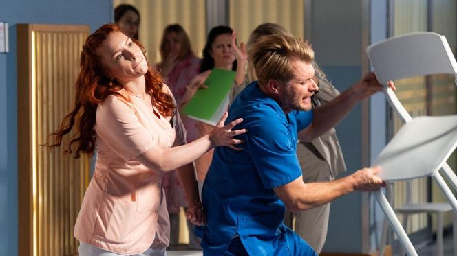 Na dobre i na złe odc. 955. Maks Beger (Tomasz Ciachorowski), Majka (Katarzyna Wuczko)