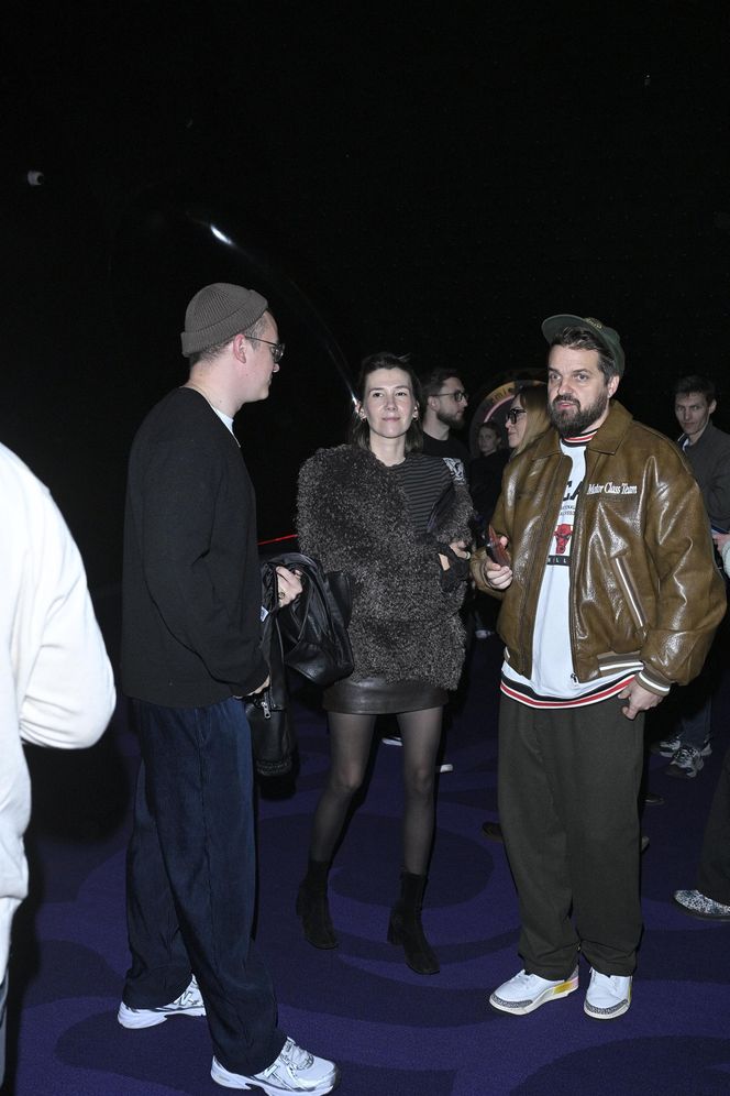 Premiera "LARP. Miłość, trolle i inne questy": Pawł Deląg z partnerką