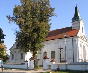 9. Powiat wyszkowski - mediana wynagrodzeń miesięcznych brutto (marzec 2025): 6376,82 zł