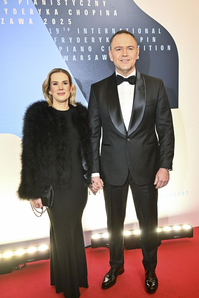 Marta Nawrocka stale pod lupą ekspertów. Gwiazda TVN oceniła jej styl!