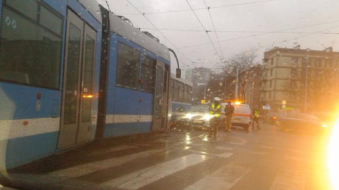 Zderzenie dwóch tramwajów obok Dworca Świebodzkiego