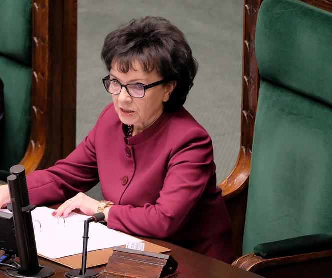 Co za sceny w Sejmie! Marszałek Witek wykluczyła Brauna z obrad. Powód bulwersuje