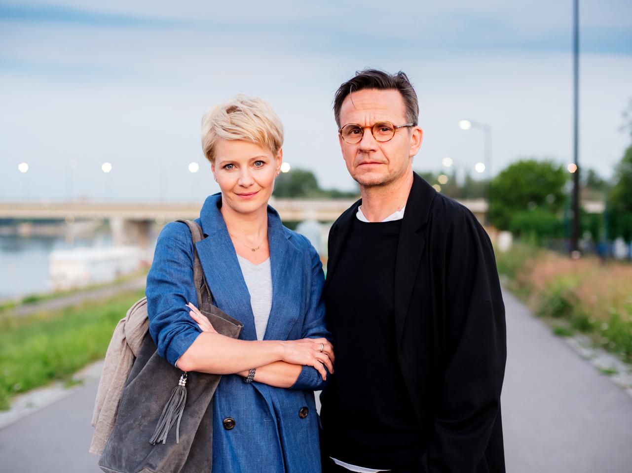 Druga szansa 2 sezon. Monika Borecka (Małgorzata Kożuchowska), Adam Swensson (Bartłomiej Topa)