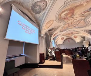 Prezesi miejskich spółek w Poznaniu zarabiają więcej niż w innych miastach – potwierdza prezydent miasta. Będę rozmawiać z zarządami spółek