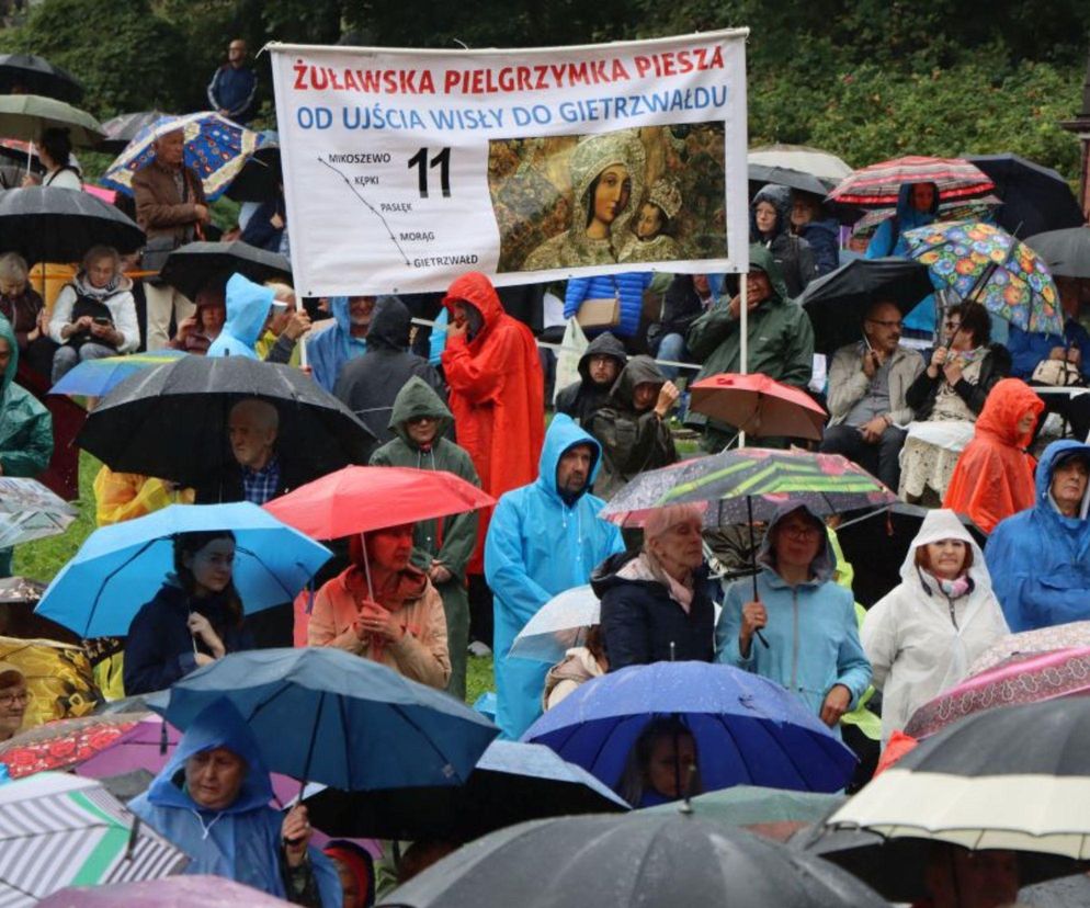 Odpust w Gietrzwałdzie. Do miejscowości przyjechały tłumy wiernych