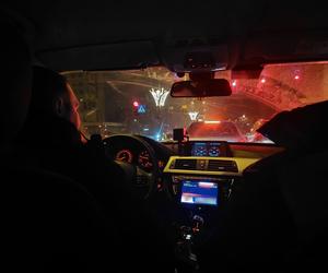 Policjanci grupy SPEED skontrolowali taksówki na aplikację. Posypały się mandaty