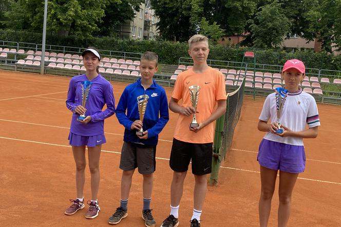 Młodzi tenisiści rywalizowali na kortach w Szczecinku