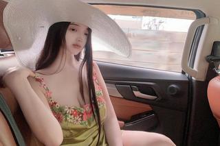 Najdziwniejsza influenserka świata?! Przedawkowała retusz, wygląda jak kosmitka!