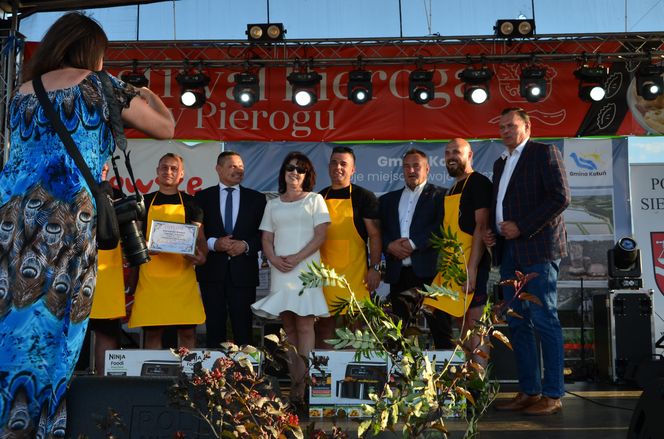 W konkursie na najlepsze pierogi w powiecie Siedleckim w 2025 roku zwyciężył męski zespół KGW „Sami Swoi” z Kotunia! 