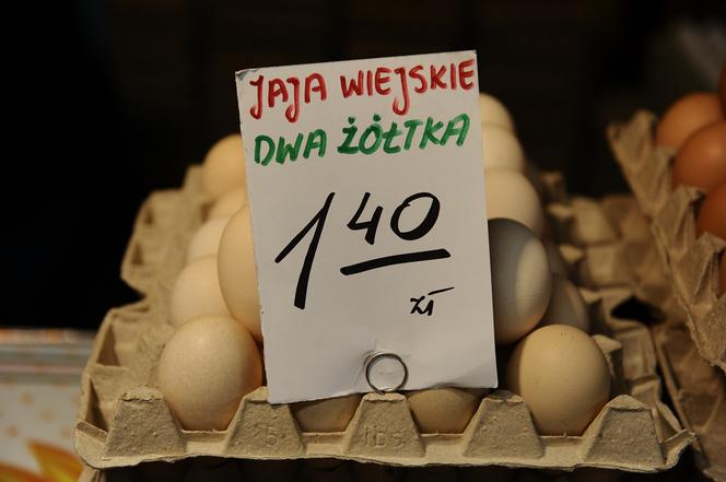 Drożyzna w koszyczkach. Horrendalnie wysokie ceny na warszawskich bazarach