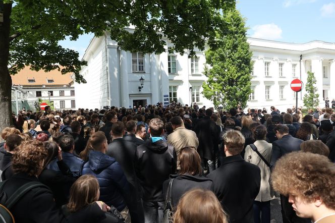 Upamiętnienie brutalnie zaatakowanej pracowniczki UW (8.05.2025)