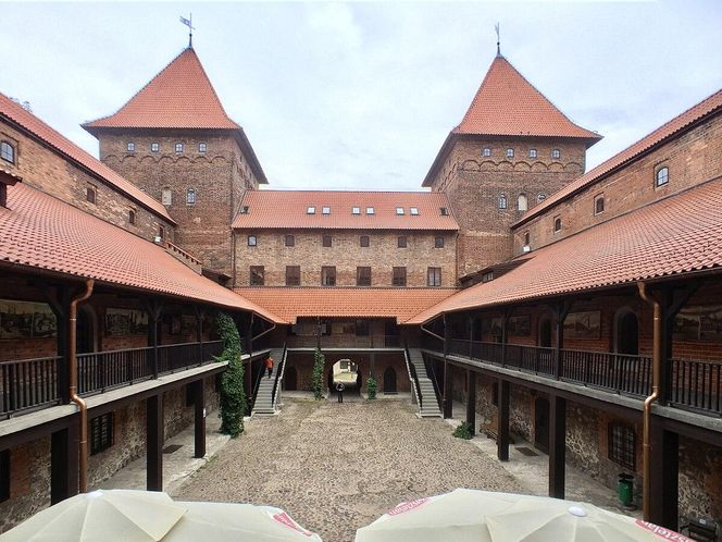 Nidzica to jedno z bogatszych miast w woj. warmińsko-mazurskim. Skrywa wiele przepięknych zabytków