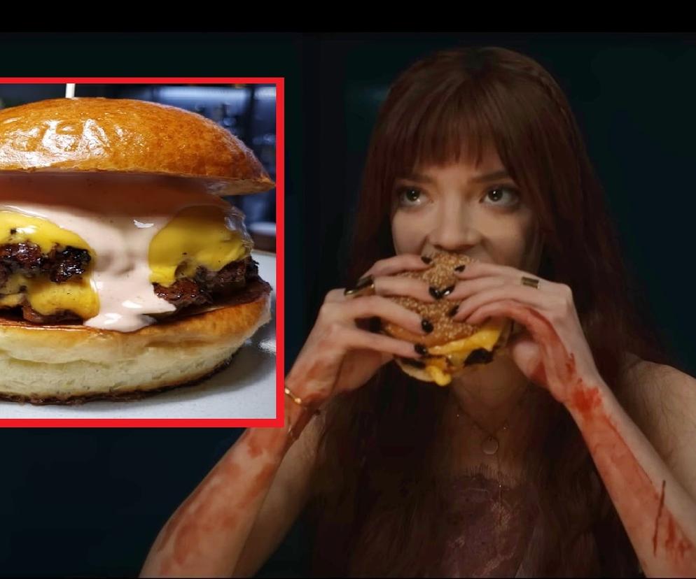 Burgerownia z Katowic odtworzyła burgera z filmu Menu. Ralph Fiennes by się go nie powstydził