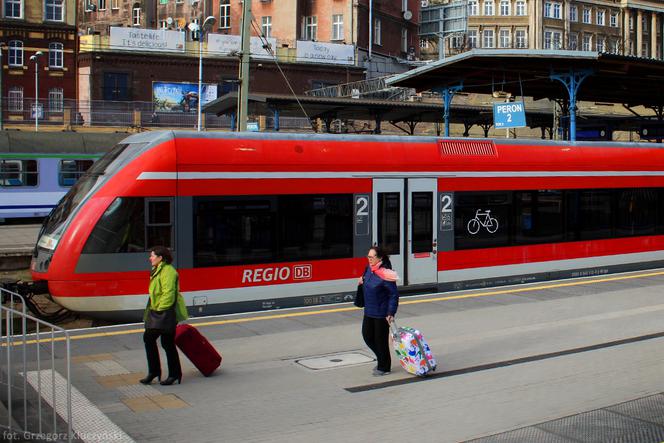 Pociągiem do Berlina dojedziemy w półtorej godziny... ale musimy jeszcze trochę poczekać