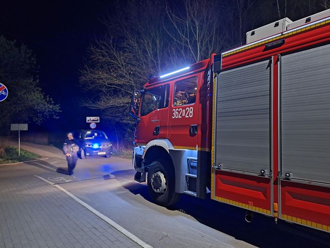 Zabójstwo 16-letniego Szymona w Tarnowie. W miejscu tragedii płoną znicze