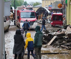 Nowe nagranie z dziewczynką z Kłodzka pojawiło się w sieci. Nie da się przejść obojętnie, ściśnie ci gardło!