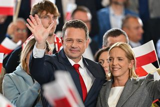 Trzaskowski cały w emocjach! Co za przemówienie! Tłum oszalał