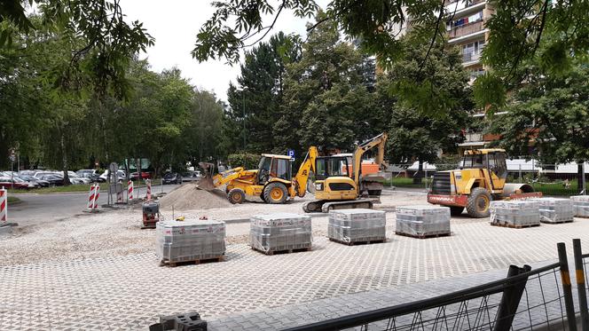 Grodzka Spółdzielnia Mieszkaniowa remontuje kolejny parking [WIDEO], [GALERIA]