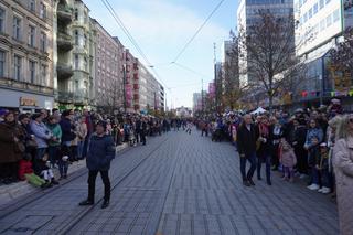 Korowód Świętego Marcina w Poznaniu. Imieninowa kolorowa tradycja wróciła po kilku latach