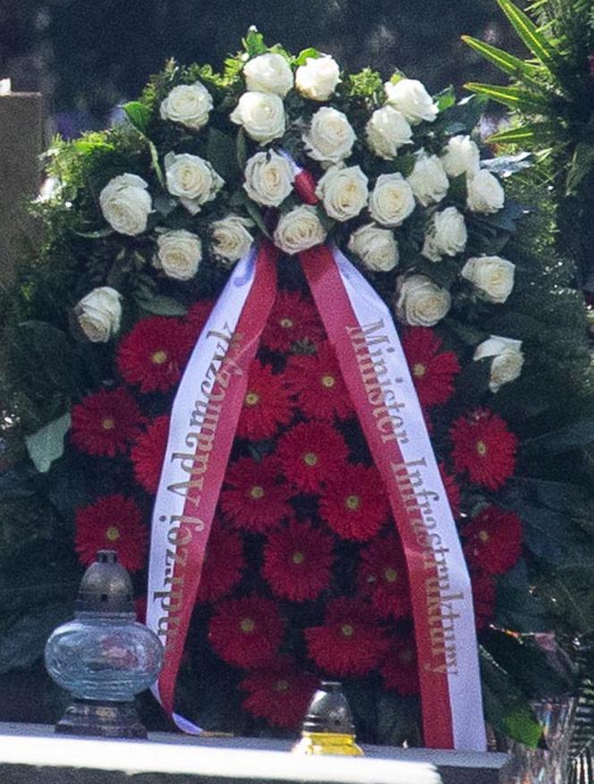 Kaczyński na grobie ukochanej mamy