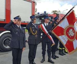 Strażacy z Leszna mają nowy wóz ratowniczo-gaśniczy 