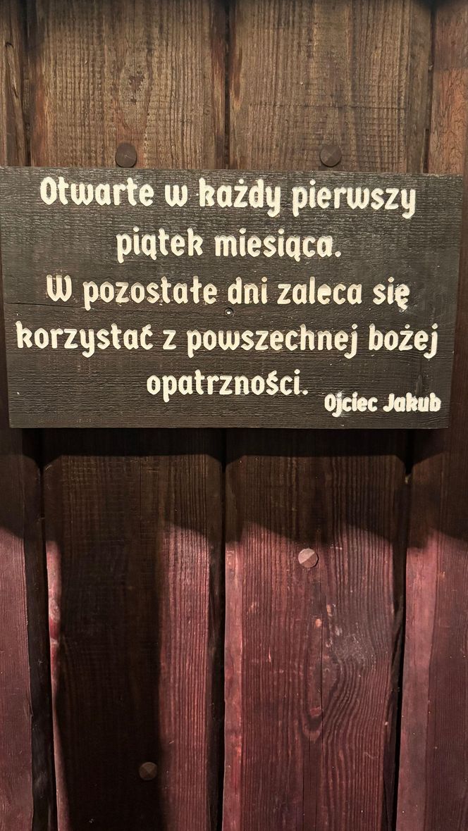Na miejscu powitali nas sami Adamczewscy z rodziną, chłopami i Andrzejem oraz twórcy "1670"