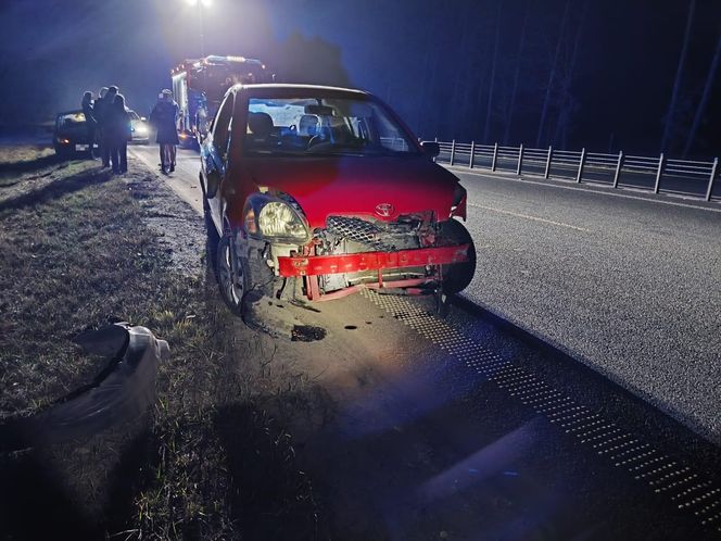 Dwie osoby poszkodowane w zderzeniu trzech aut koło Leszna