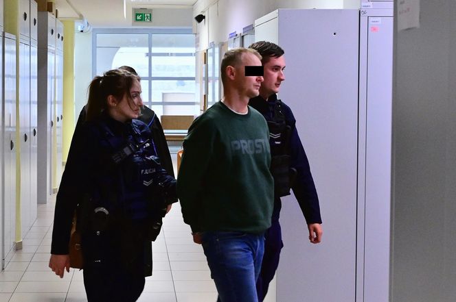 40-latek zatrzymany za planowanie zabójstwa lekarzy! Kupił broń i amunicję