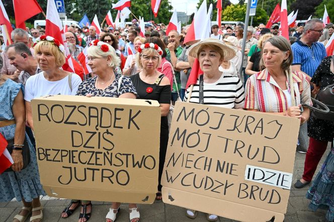 Protesty przeciwko migracji w całym kraju!
