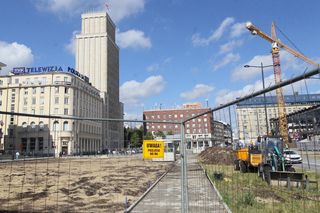 Zielona oaza na placu Powstańców Warszawy