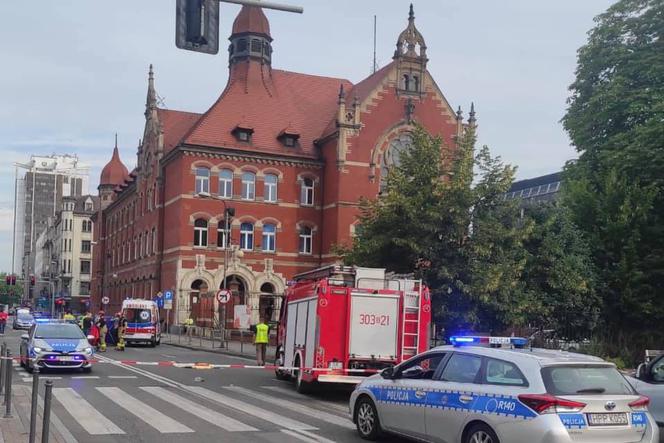 Pod kołami autobusu zginęła 19-latka. Kierowca pojazdu przesłuhiwany w prokuraturze