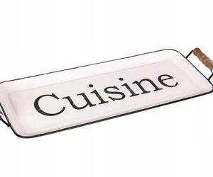 Domowe akcesoria emaliowane