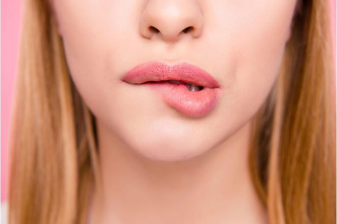 Can you enlarge your lips naturally?