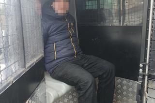 Złodziej jak z gangu Olsena! Zapomniał zatrzeć ślady zostawione na śniegu