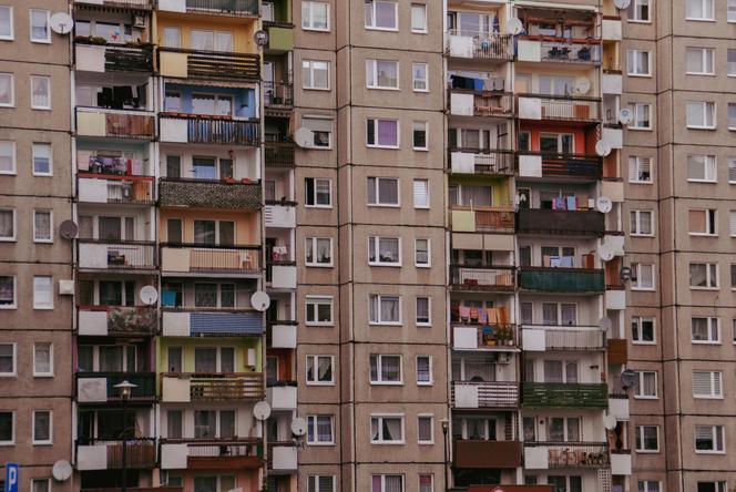 Osiedle Armii Krajowej w Opolu - zdjęcia. Marzenie dla miłośników wielkiej płyty