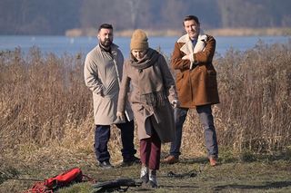 Pierwsza miłość, odcinek 4011: Łucja Reterska (Anna Samusionek), detektyw (Leszek Żukowski)