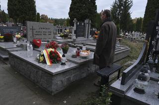 Wszystkich Świętych 2023. Na grobach osób zasłużonych dla Białegostoku złożono kwiaty [ZDJĘCIA]