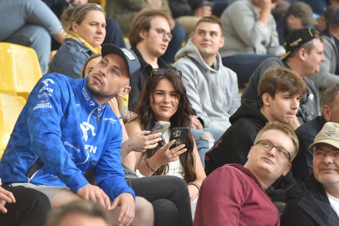 1. Finał Indywidualnych Mistrzostw Polski na Motoarenie. Zdjęcia kibiców i zawodników z Torunia