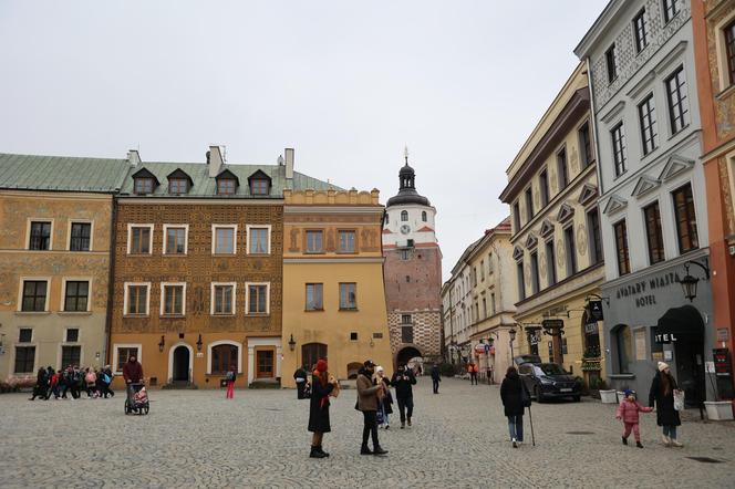 Spacer po centrum Lublina. Czy w mieście czuć już wiosnę?