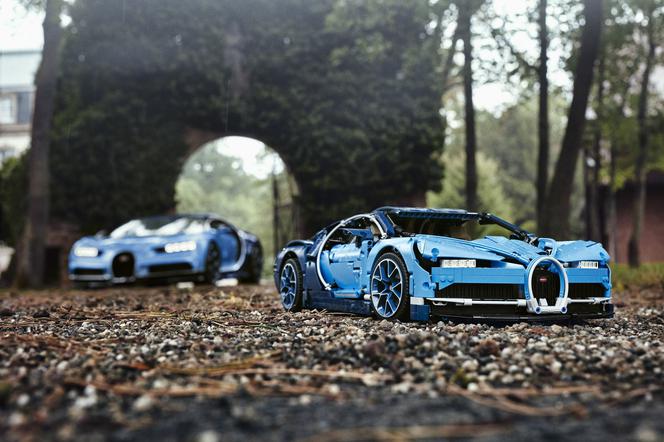 Bugatti Chiron z klocków LEGO