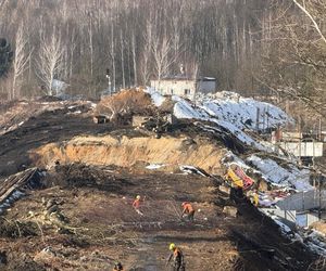 Perony na przystanku Katowice Brynów wyłączone z użytkowania. PKL ma jednak dobre wieści