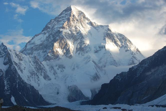 K2 zdobyte zimą! Niesamowity wyczyn. Polska wśród zdobywców