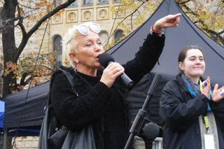 Czarny i biały protest w Poznaniu